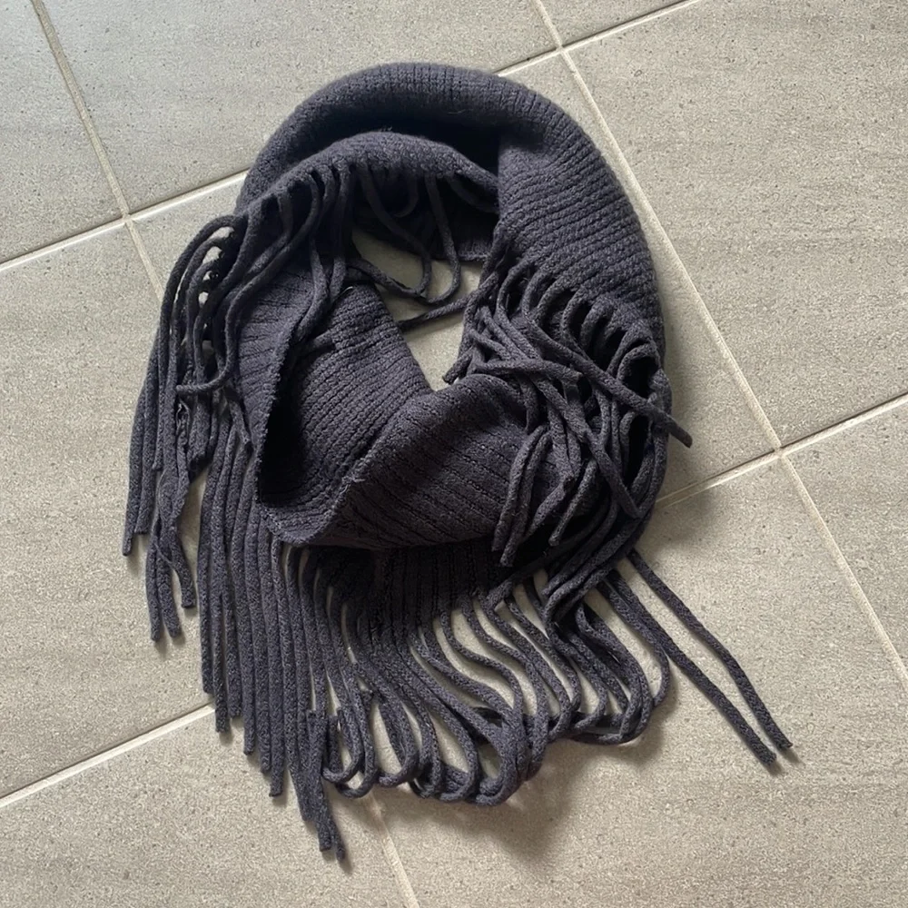 BP Fringe Infinity Scarf - Picture 2 of 3